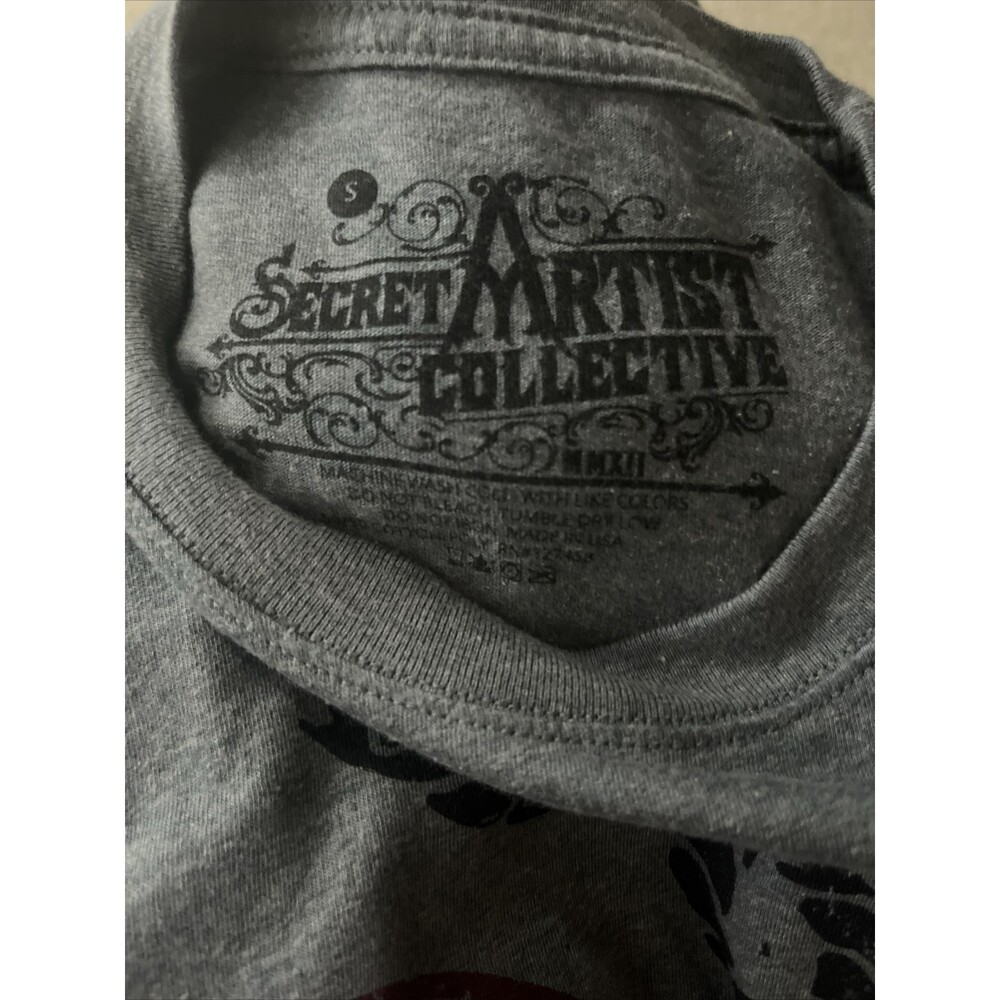 Secret Artist Collective Octopus And Anchor Design Gray T-shirt Size S Tatoo - Picture 10 of 11